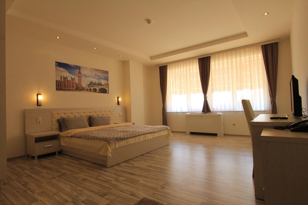 Hotel La Villa Gjakova Room photo